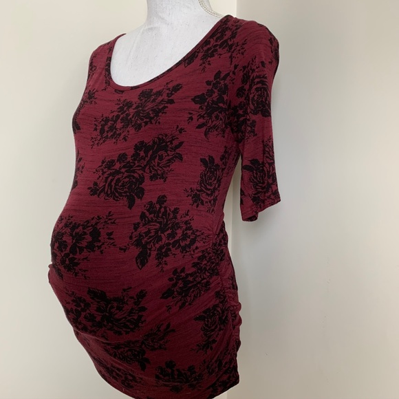 Motherhood Tops - Motherhood maternity shirt sz S Cranberry w Black